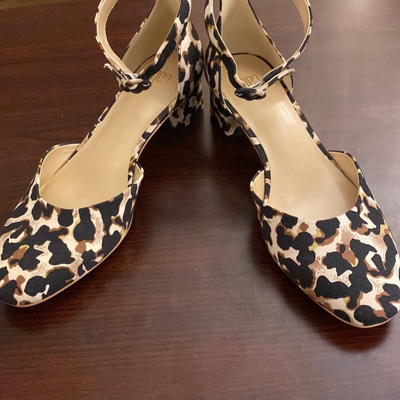 Cabi Kiki Shoes Women's Size 9 M Ankle Strap Leopard Animal Print Heels - Picture 2 of 6